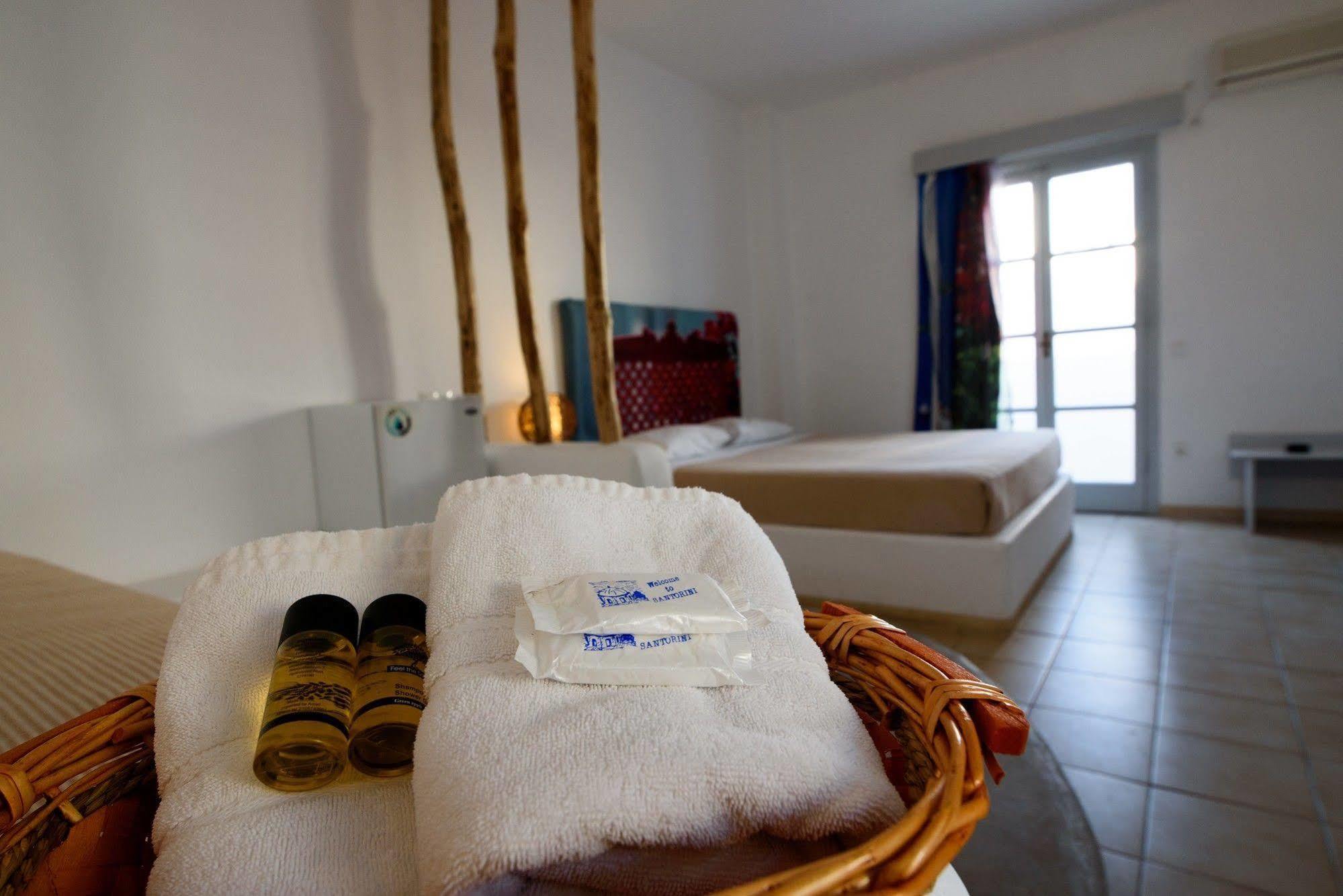 Atlas Boutique Hotel Kamári エクステリア 写真